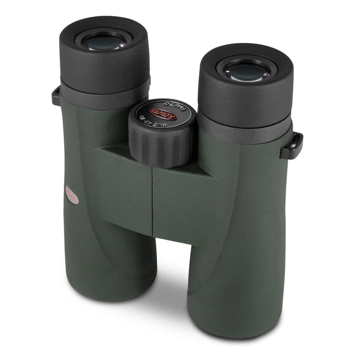 Kowa SV III 10x42mm Binocular - Eyepieces and Focuser