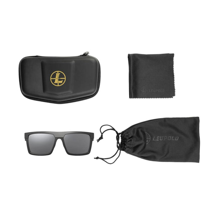 Leupold Becnara - Dark Gray, Shadow Gray Flash Package Inclusion