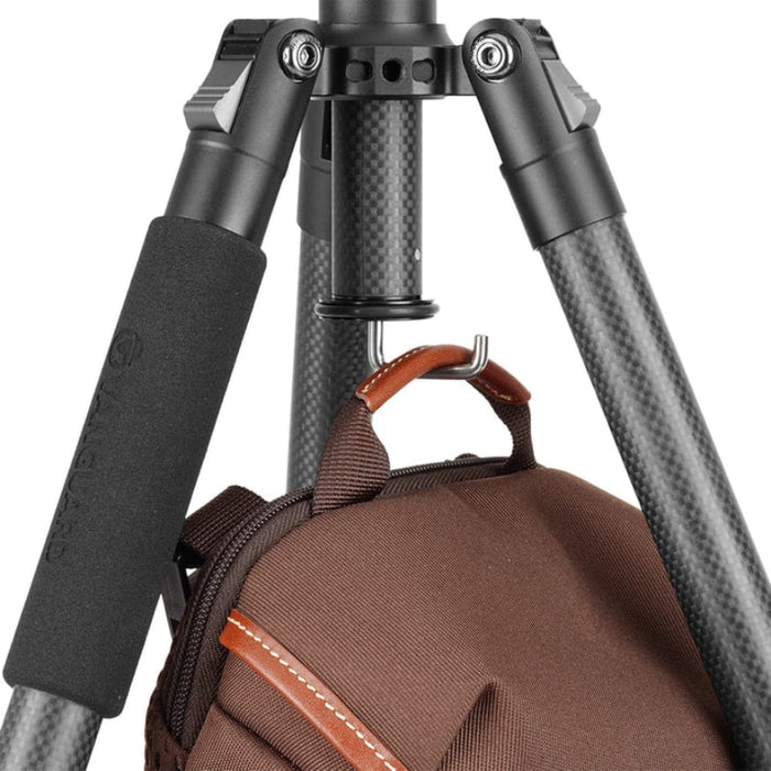 Vanguard VESTA GO 264CV12 Carbon Fiber Tripod Spring Loaded Hook