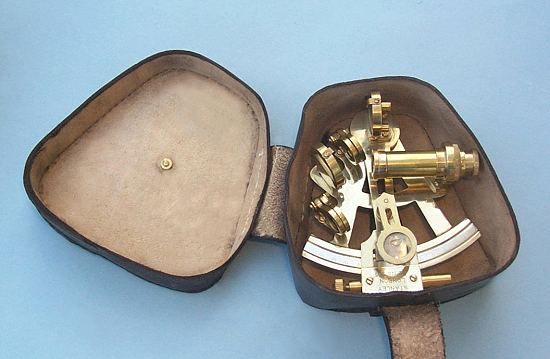 sext4in1885e_22-minaStanley London Polished 4-Inch Brass Sextant Inside the Leather Case